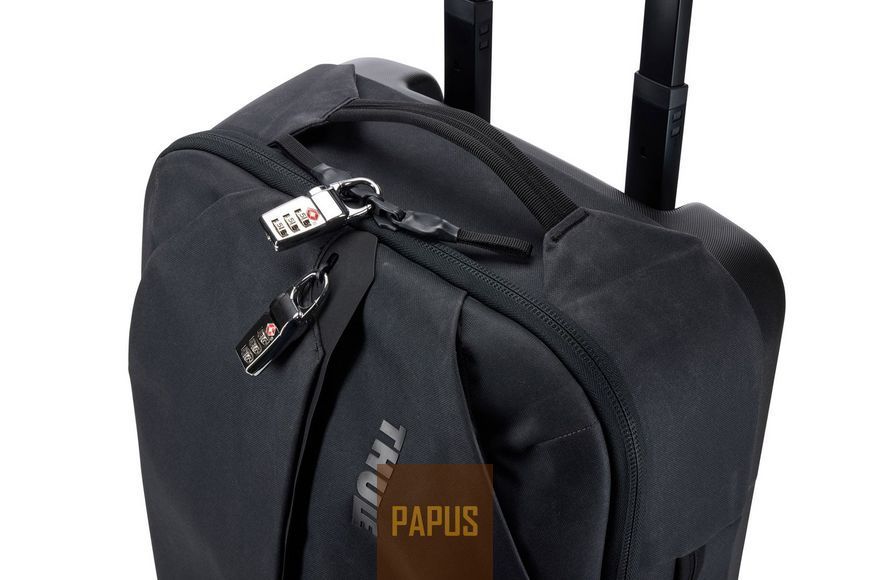 Чемодан на колесах Thule Aion Carry-On Spinner (Black) 3204719 (TH 3204719) TH 3204719 фото